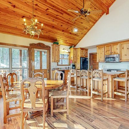 War Eagle - Lake House Rogers Exterior photo