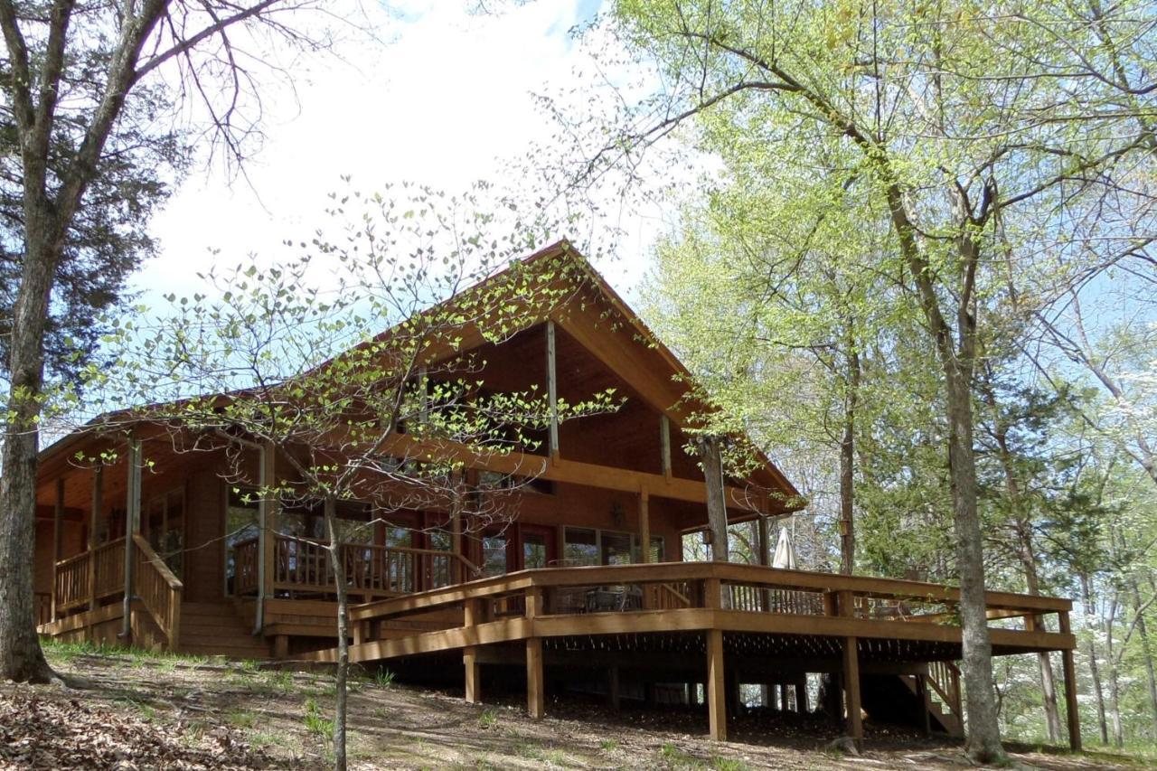 War Eagle - Lake House Rogers Exterior photo