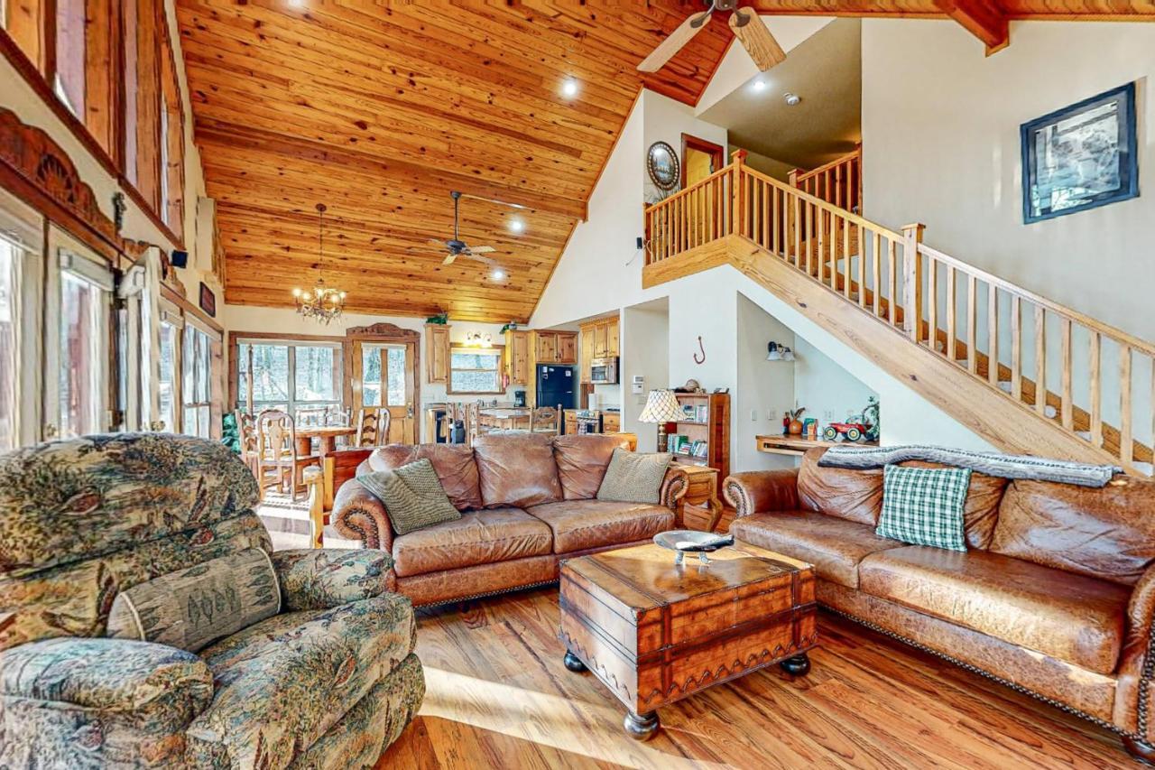 War Eagle - Lake House Rogers Exterior photo