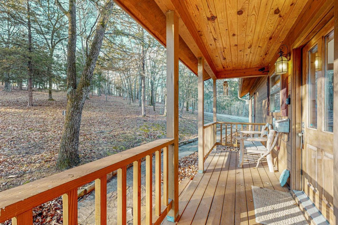 War Eagle - Lake House Rogers Exterior photo