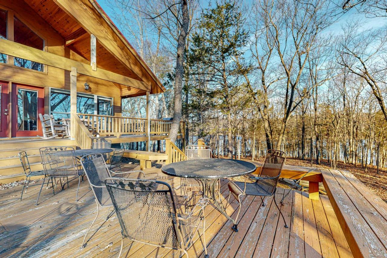 War Eagle - Lake House Rogers Exterior photo